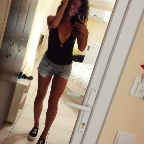 Нонна Устиновa