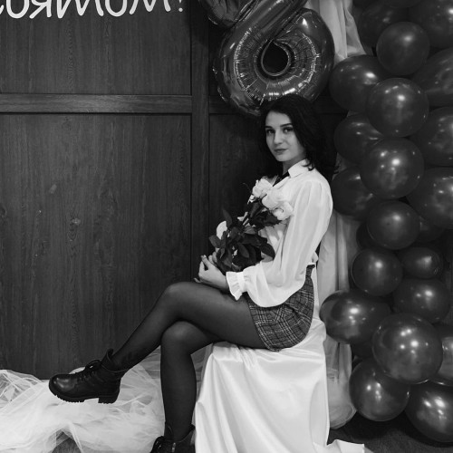 Елена Исаевa