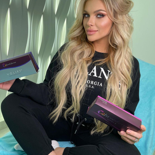 Виктория Фёдоровa