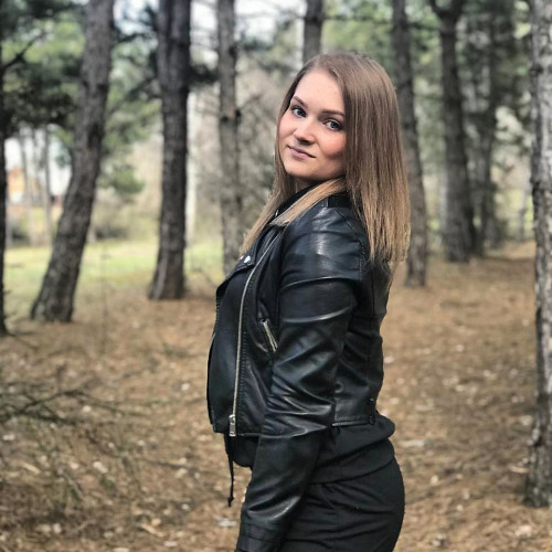 Майя Журавлёвa