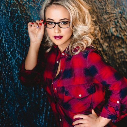 Олеся Константиновa