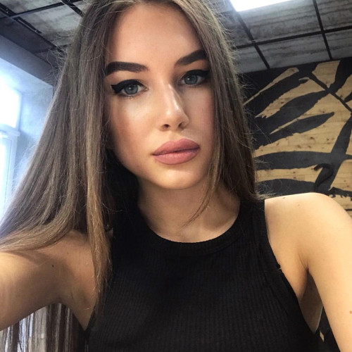 Ева Белоусовa