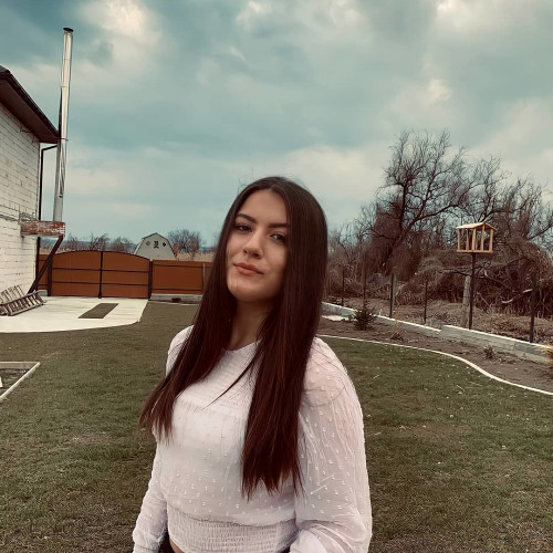 Искра Быковa