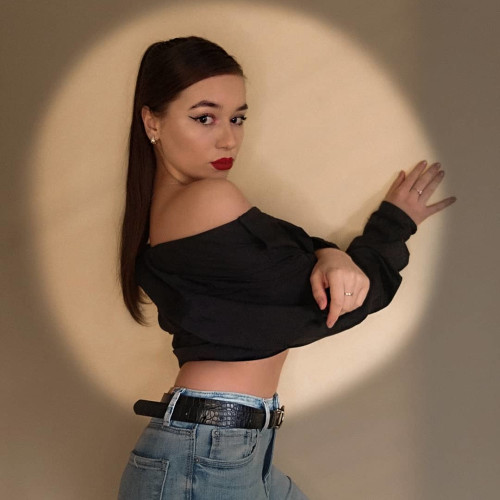 Поліна Броваренко