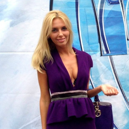 Рада Костинa