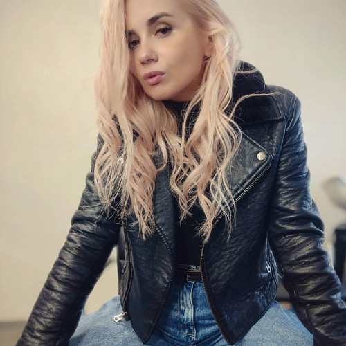 Майя Кулаковa