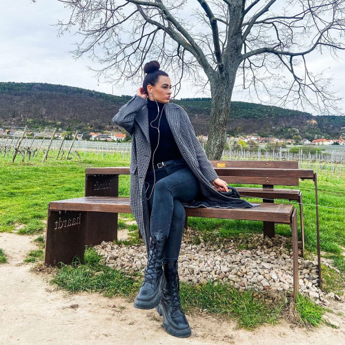 Любов Броваренко