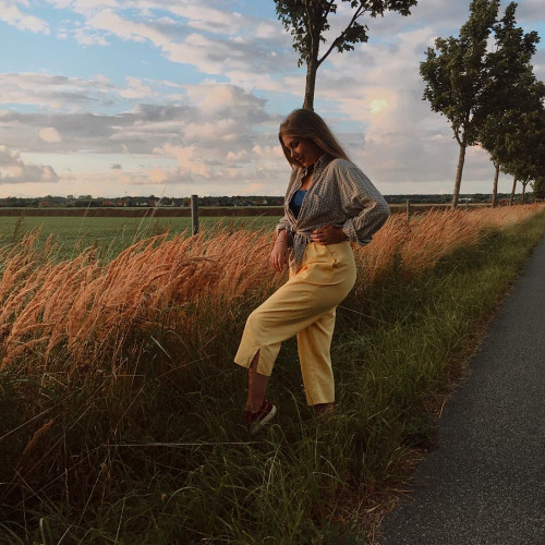 Люся Беспаловa