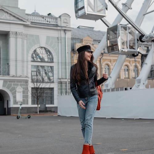 Алина Мишинa