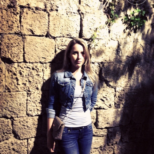 Изольда Назаровa