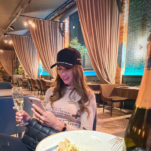 Антонина Аксёновa