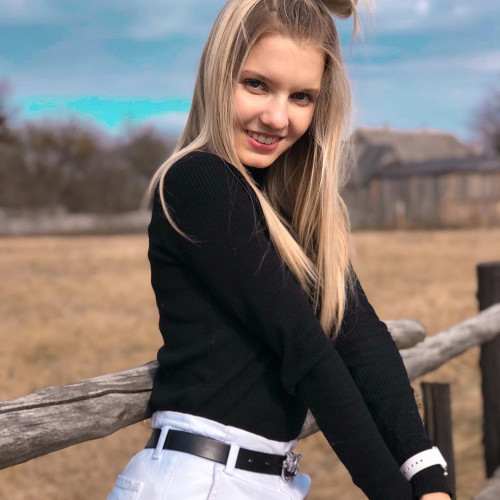 Ксения Соколовa