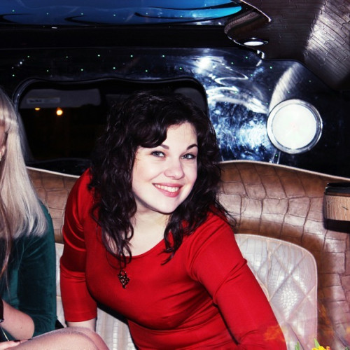 Нелли Сазоновa