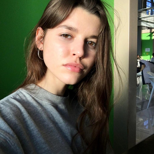 Ольга Устиновa