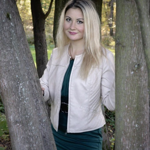 Алина Кабановa