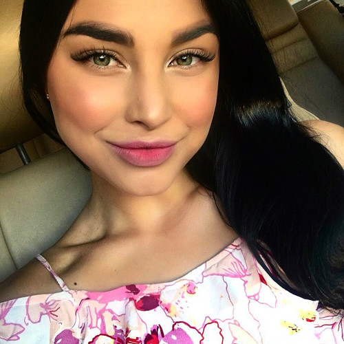 Рената Роговa