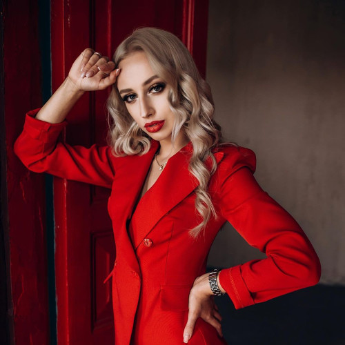 Нонна Блохинa