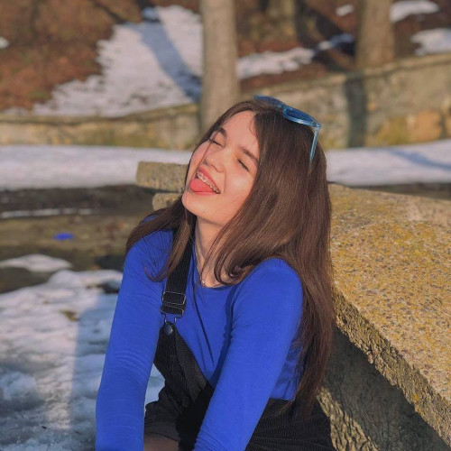 Василиса Уваровa