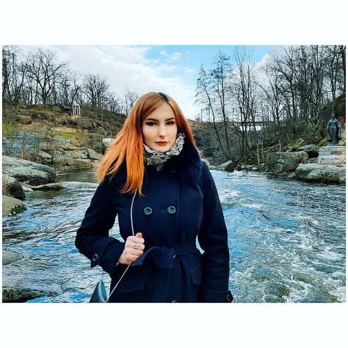 Мария Максимовa