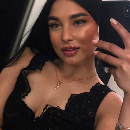 Анна Исаевa