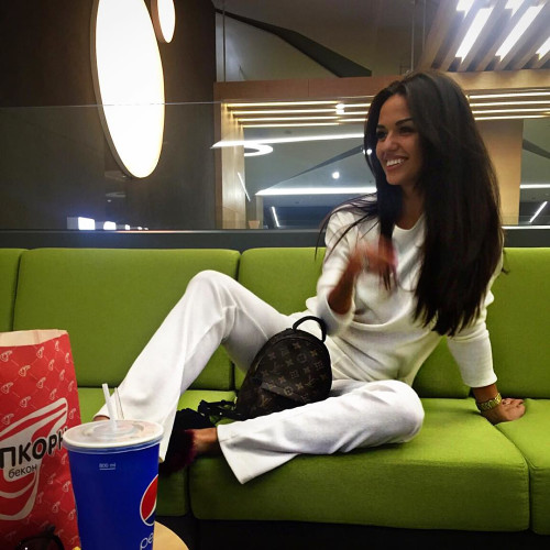 Злата Лихачёвa