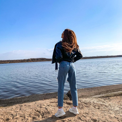 Мария Жуковa