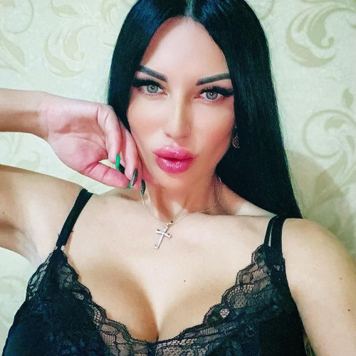 Изольда Тихоновa