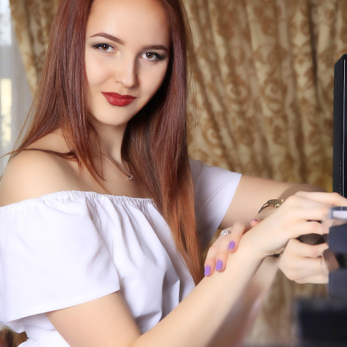 Ирина Назаровa