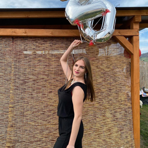 Лариса Анисимовa