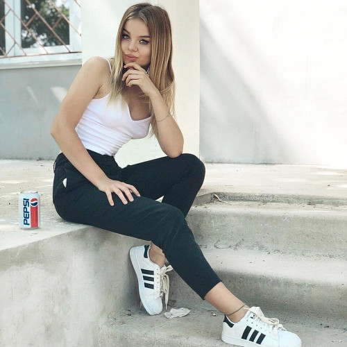 Инесса Кудряшовa