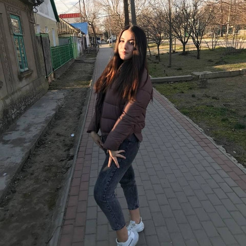 Лариса Савельевa