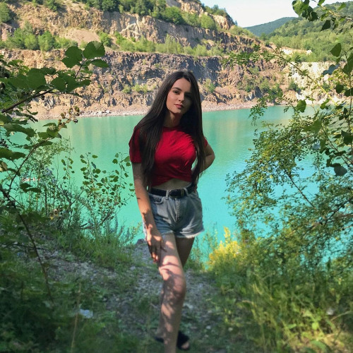 Елена Денисовa