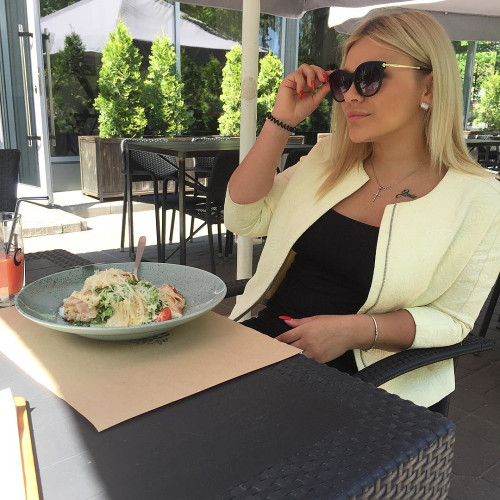 Олена Середа