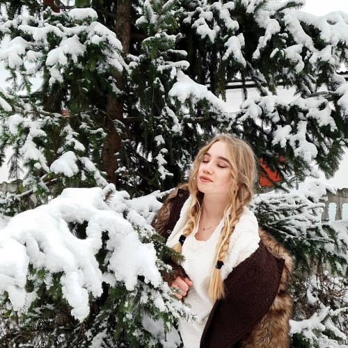 Ксения Даниловa