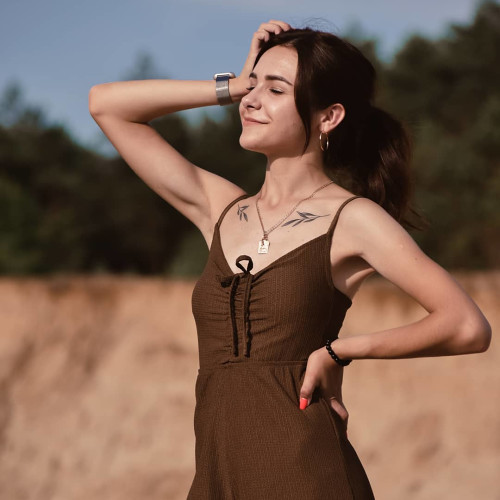 Нина Мартыновa