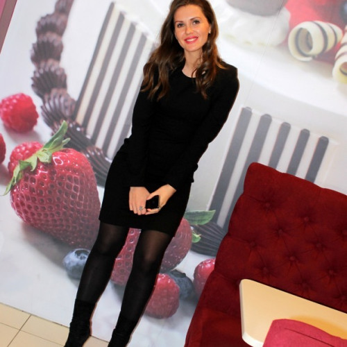 Вероника Комиссаровa