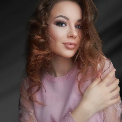 Нелли Пахомовa