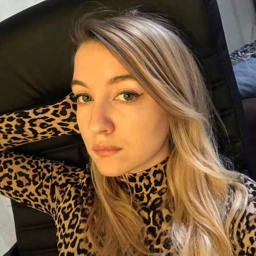 Екатерина Поповa