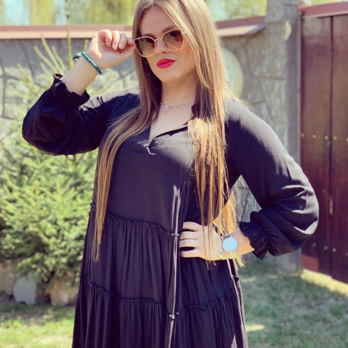 Майя Вишняковa