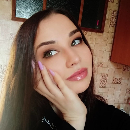 Нина Колобовa