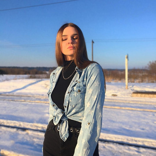 Алина Горбуновa