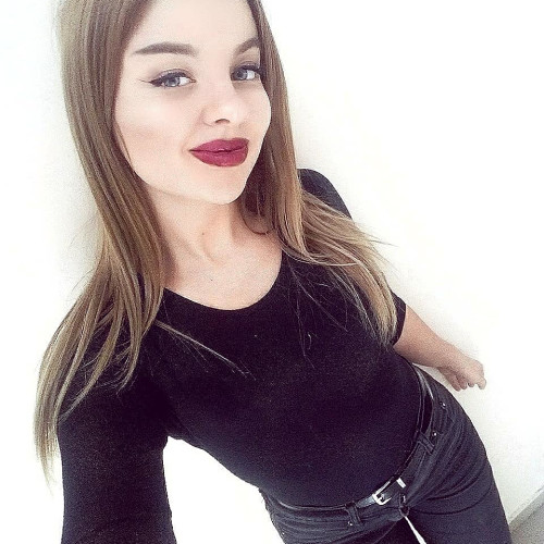 Поліна Антоненко