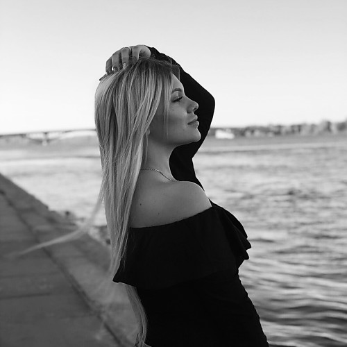 Ника Гущинa