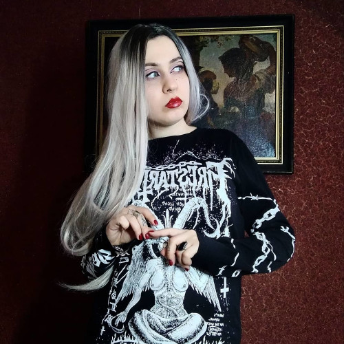 Инга Колобовa