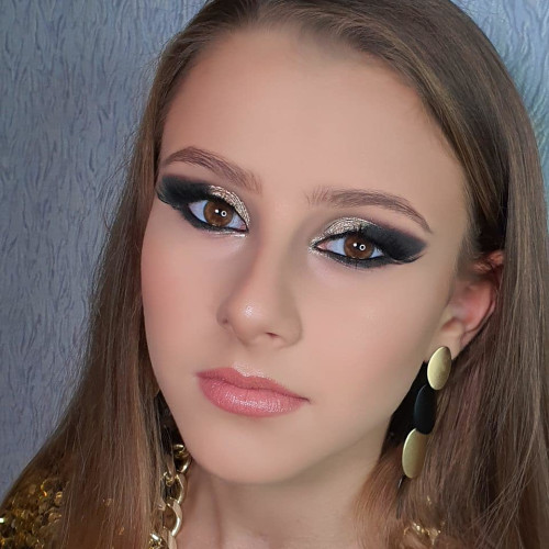 Екатерина Мельниковa