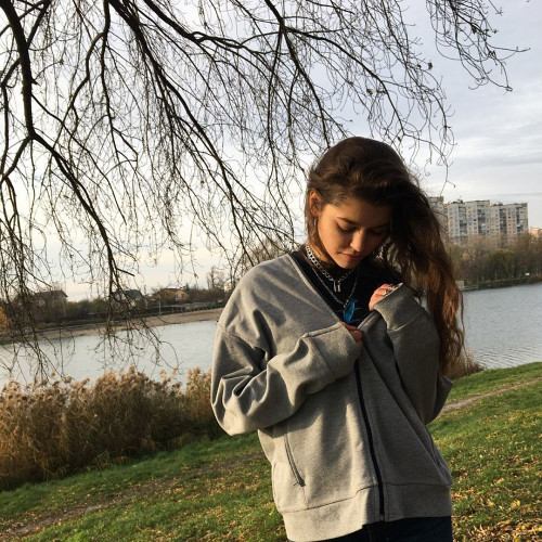 Изольда Быковa