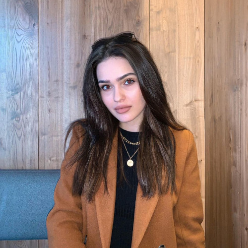 Алина Нестеровa