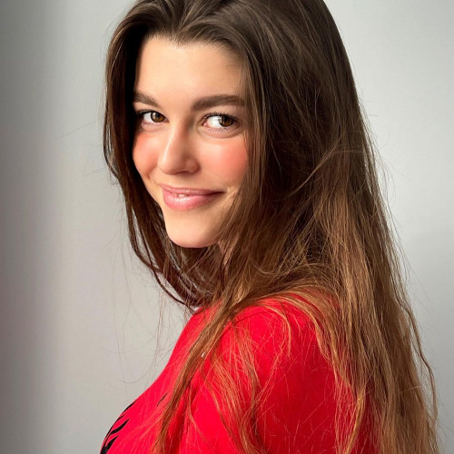 Анфиса Поповa