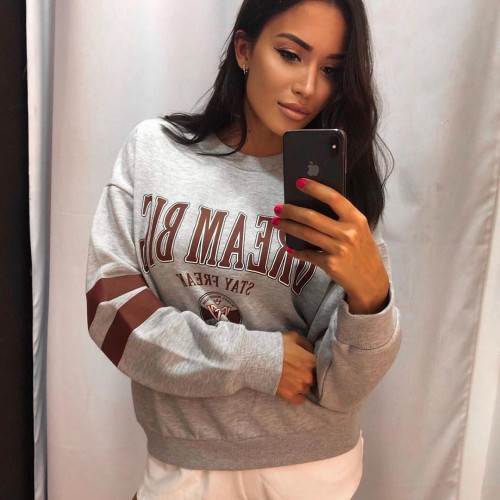 Розалина Устиновa