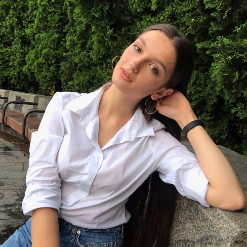 Галина Кузьминa